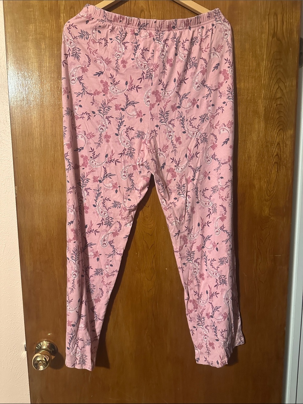 Women’s Pink Floral Pajama Pants